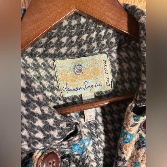 American Rag Cie Floral Houndstooth and Plaid Acrylic Blazer - Picture 4 of 7